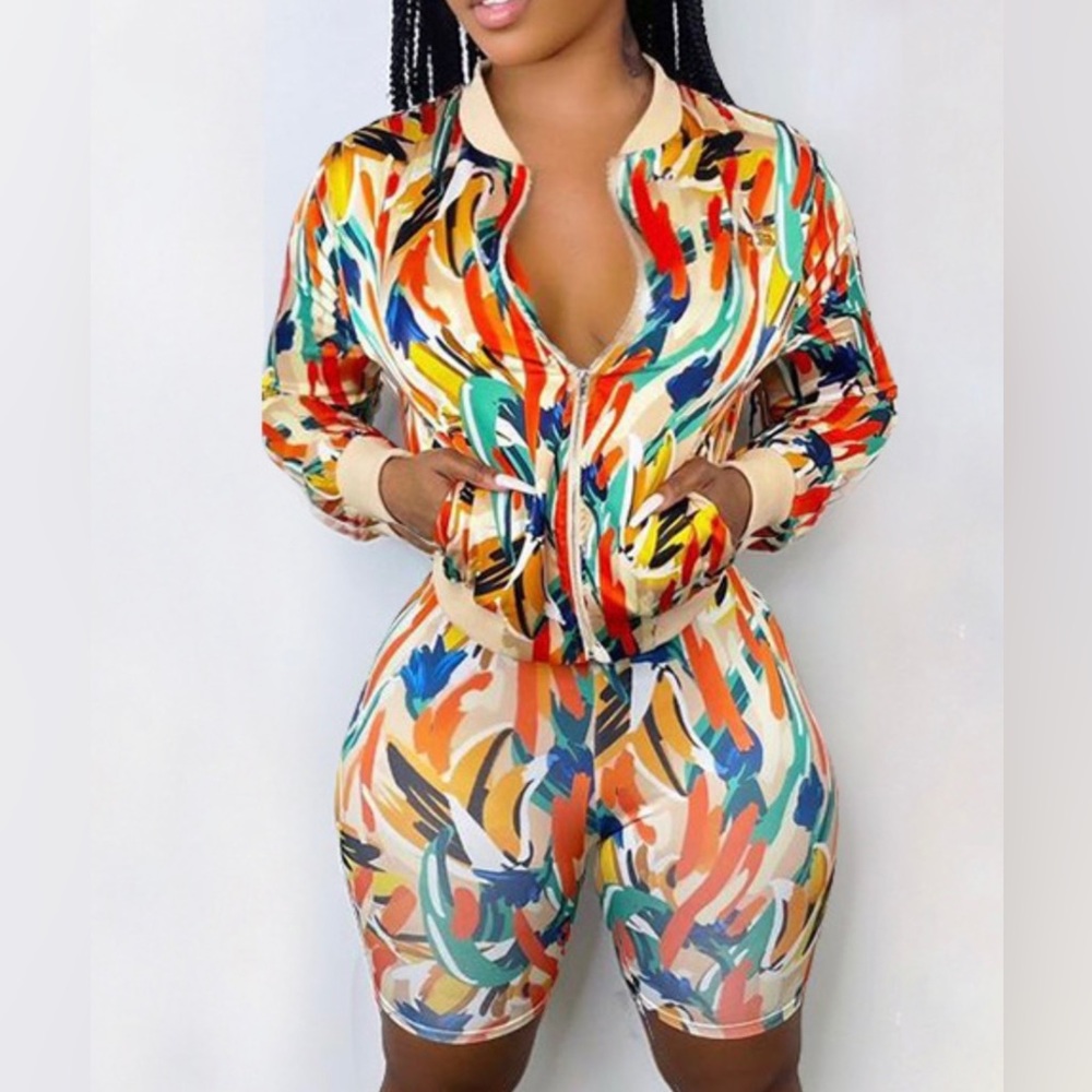 NWT “Work of Art” Two Piece Short Set- Lightweight